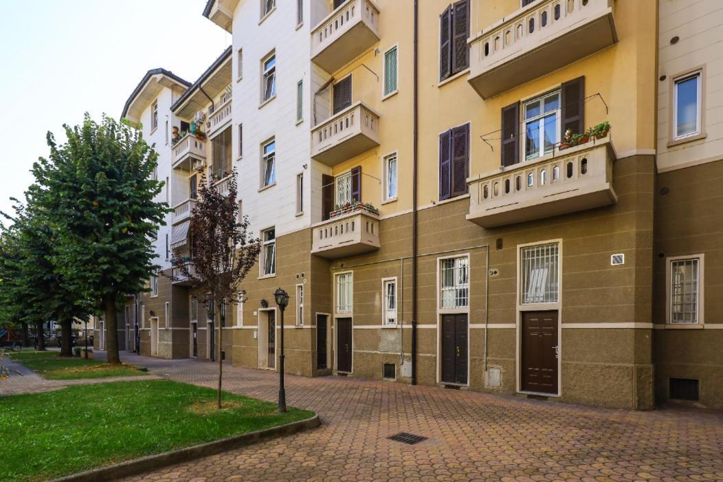 Paki Home Nel Cuore Dei Navigli Di Milano Εξωτερικό φωτογραφία